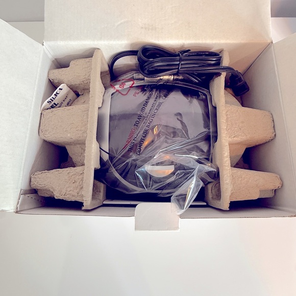 Brookstone Ultrasonic Jewelry Cleaner - Picture 4 of 6